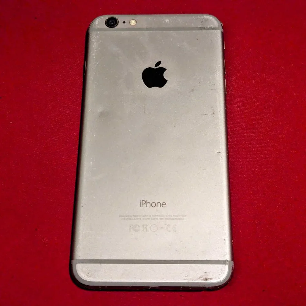 iPhone 6 Plus (A1524) - 16 GB (For parts)***